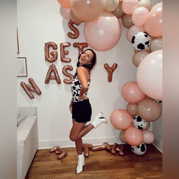 Meet your Posher, Bri - Picture 3 of 6